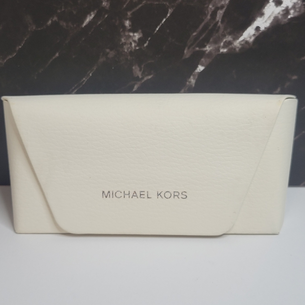 Michael Kors Cream Eyewear Case, Excl Cond